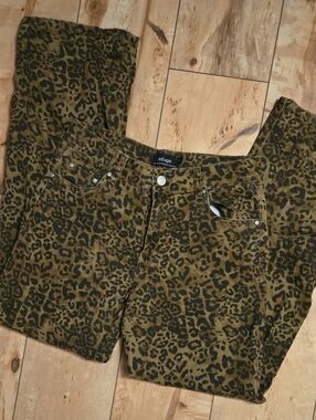 refuge Olive Green Leopard-Print Jeans